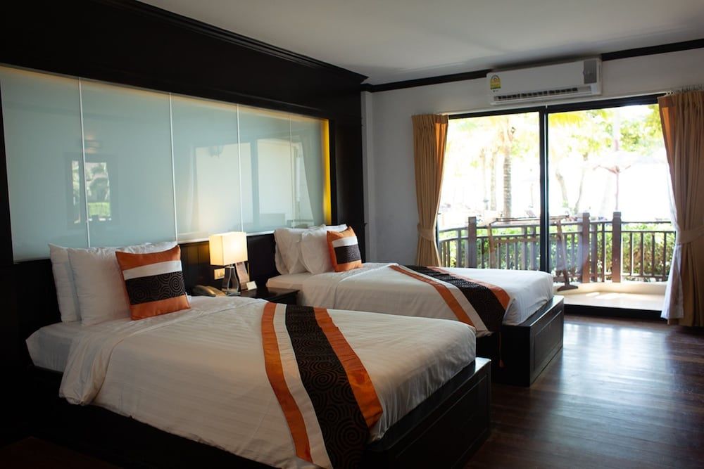 Klong Prao Resort Deluxe Room 3