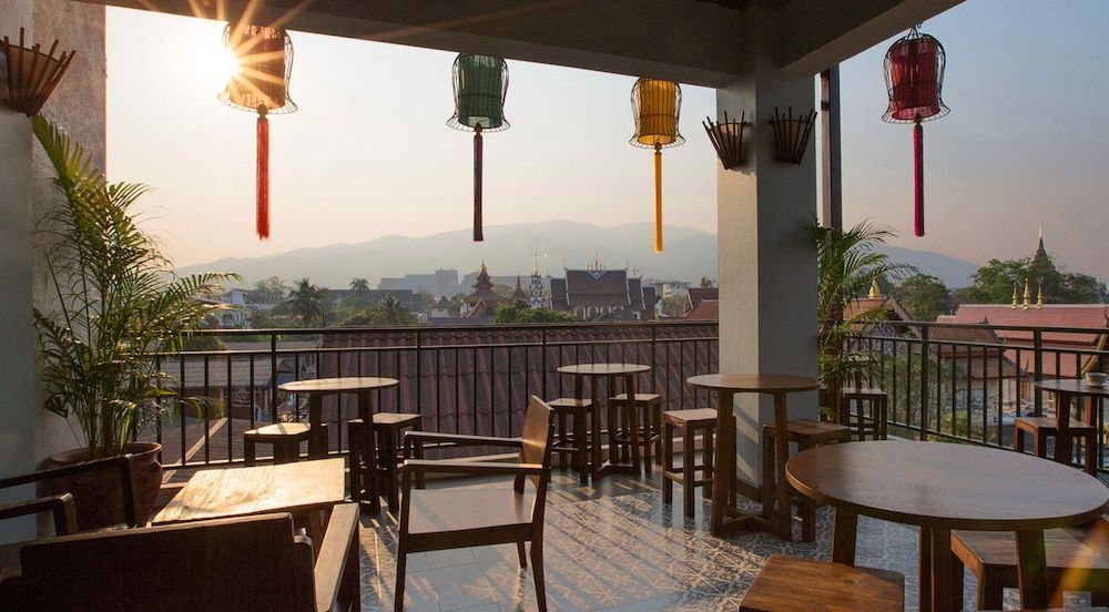 undefined Green Tiger House