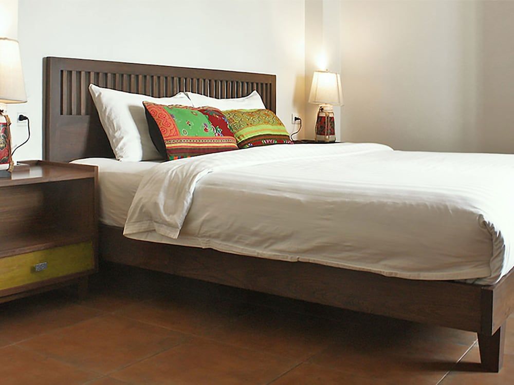 undefined Green Tiger House 10