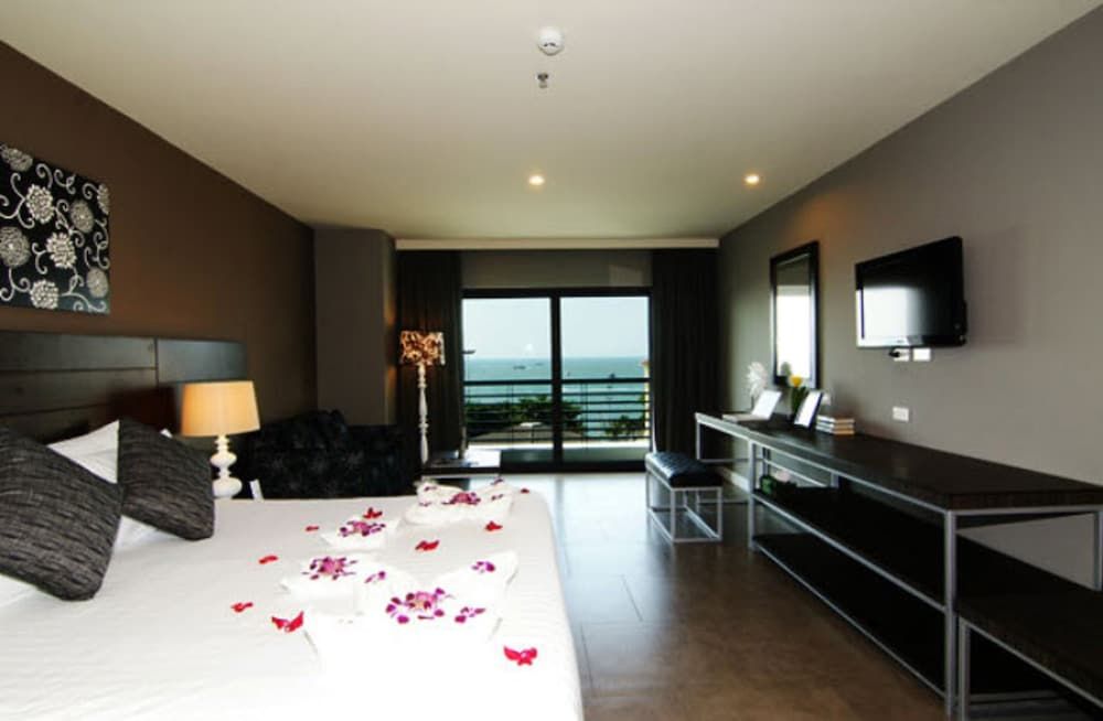 Sea Deluxe Room
