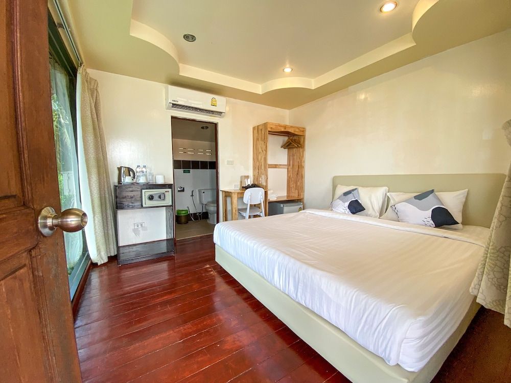 Morning Star Resort Standard Room 5