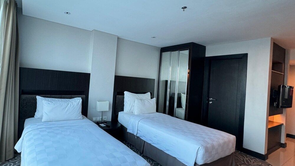 Executive Suite Twin