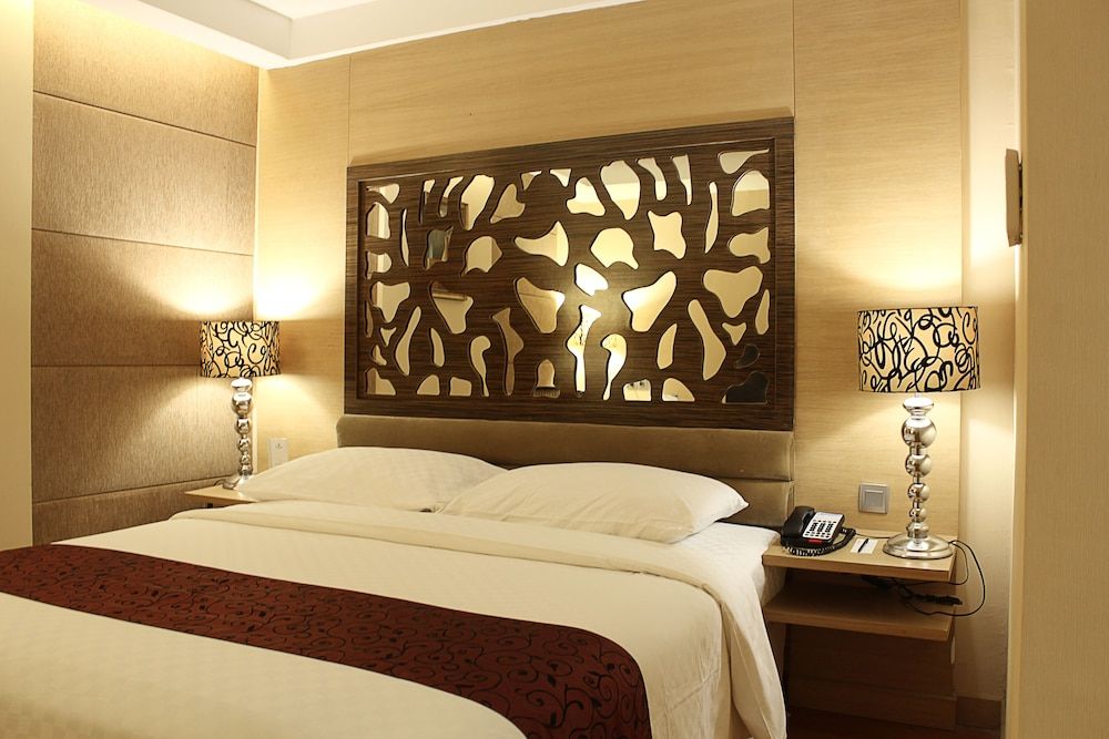 Superior Room, 1 King Bed, Smoking