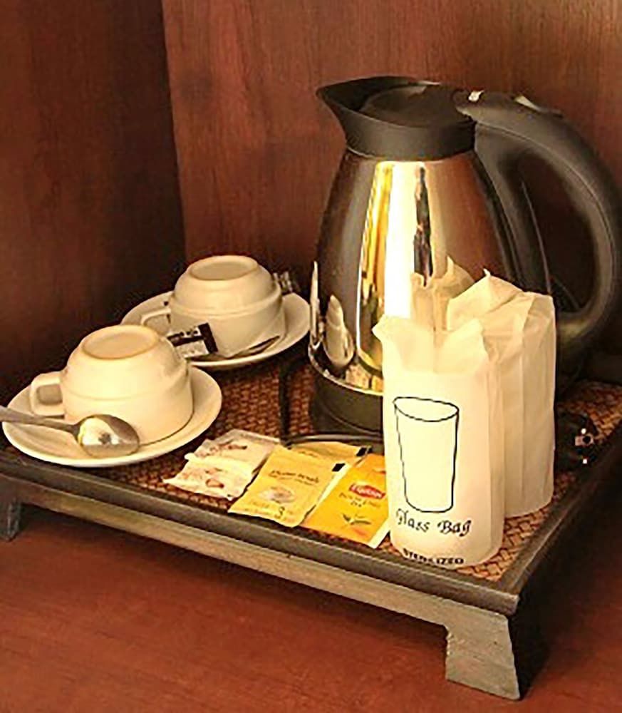 Baan Ratchiangsaen Superior Twin Room 9