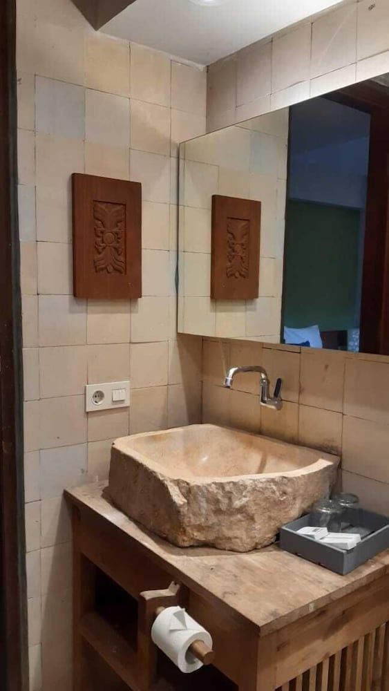 Rumah Batu Boutique Hotel Deluxe Double Room 7
