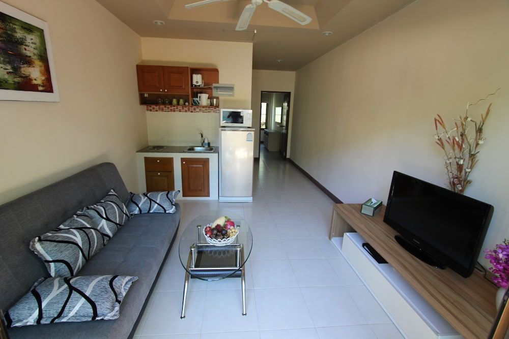 Babylon Pool Villas Standard Apartment, 1 Bedroom, Patio, Poolside 12