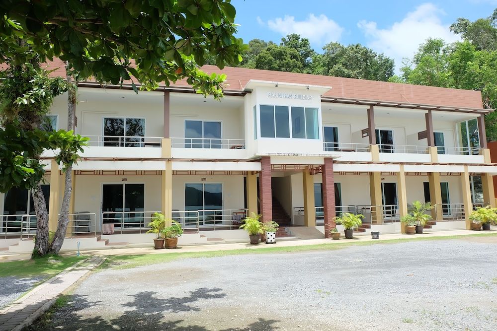 undefined Chokdee Resort 4