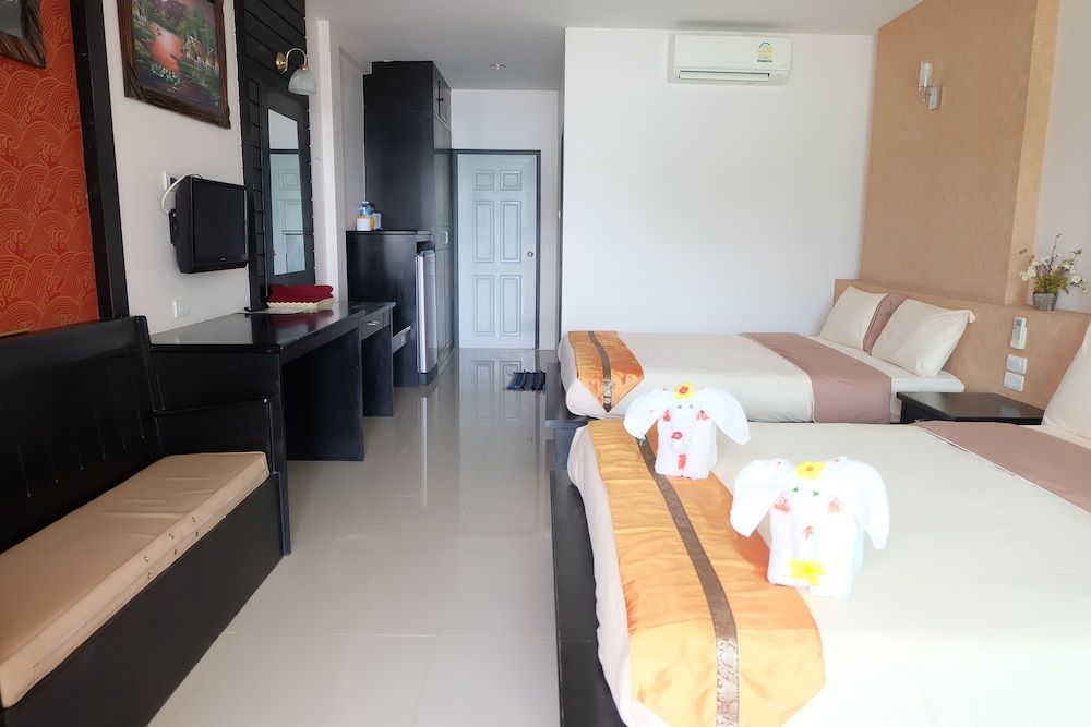 Chokdee Resort Superior with breakfast