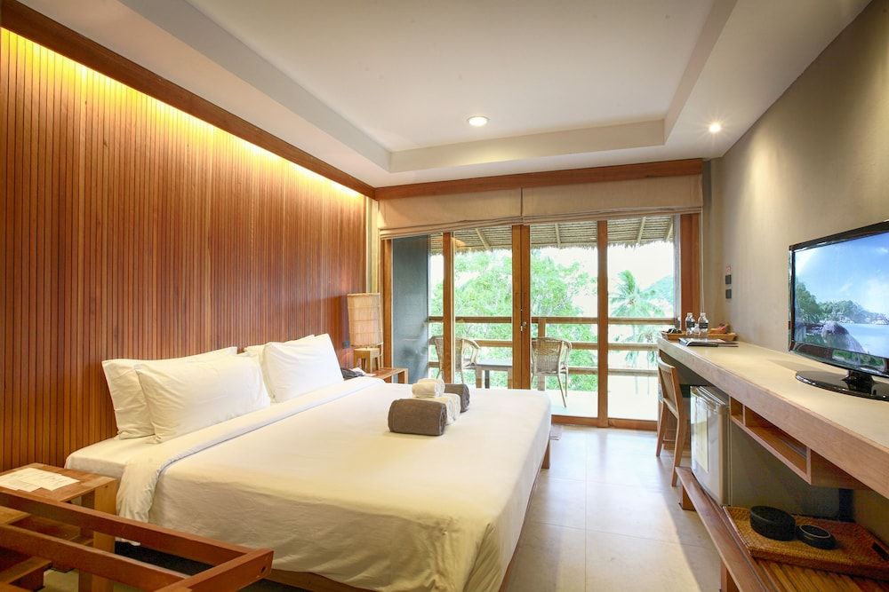 Beach Club by Haad Tien Sea Balcony 2