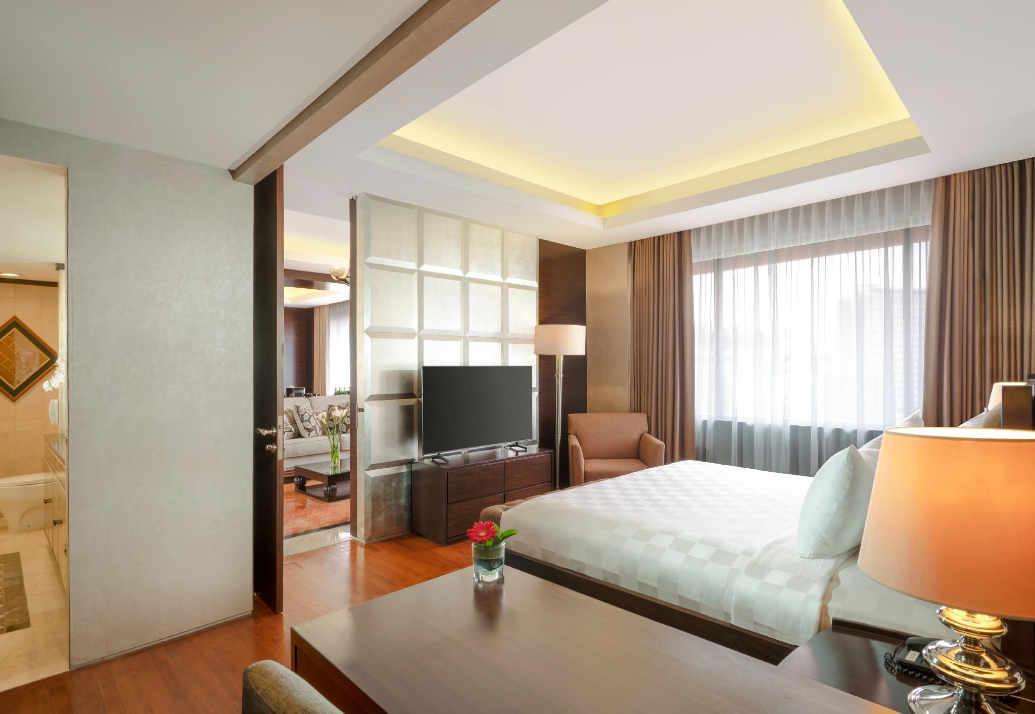 Hotel Ciputra Semarang managed by Swiss-Belhotel International President Suite