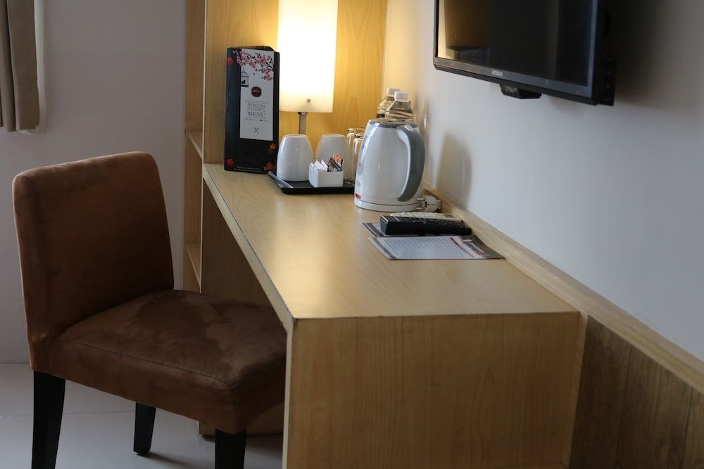 Bekizaar Hotel Surabaya Business Room 7