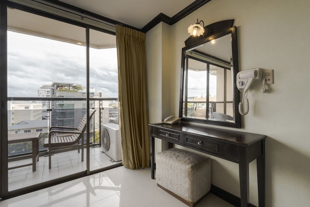 Mike Beach Resort Pattaya - SHA Standard Double or Twin Room 13