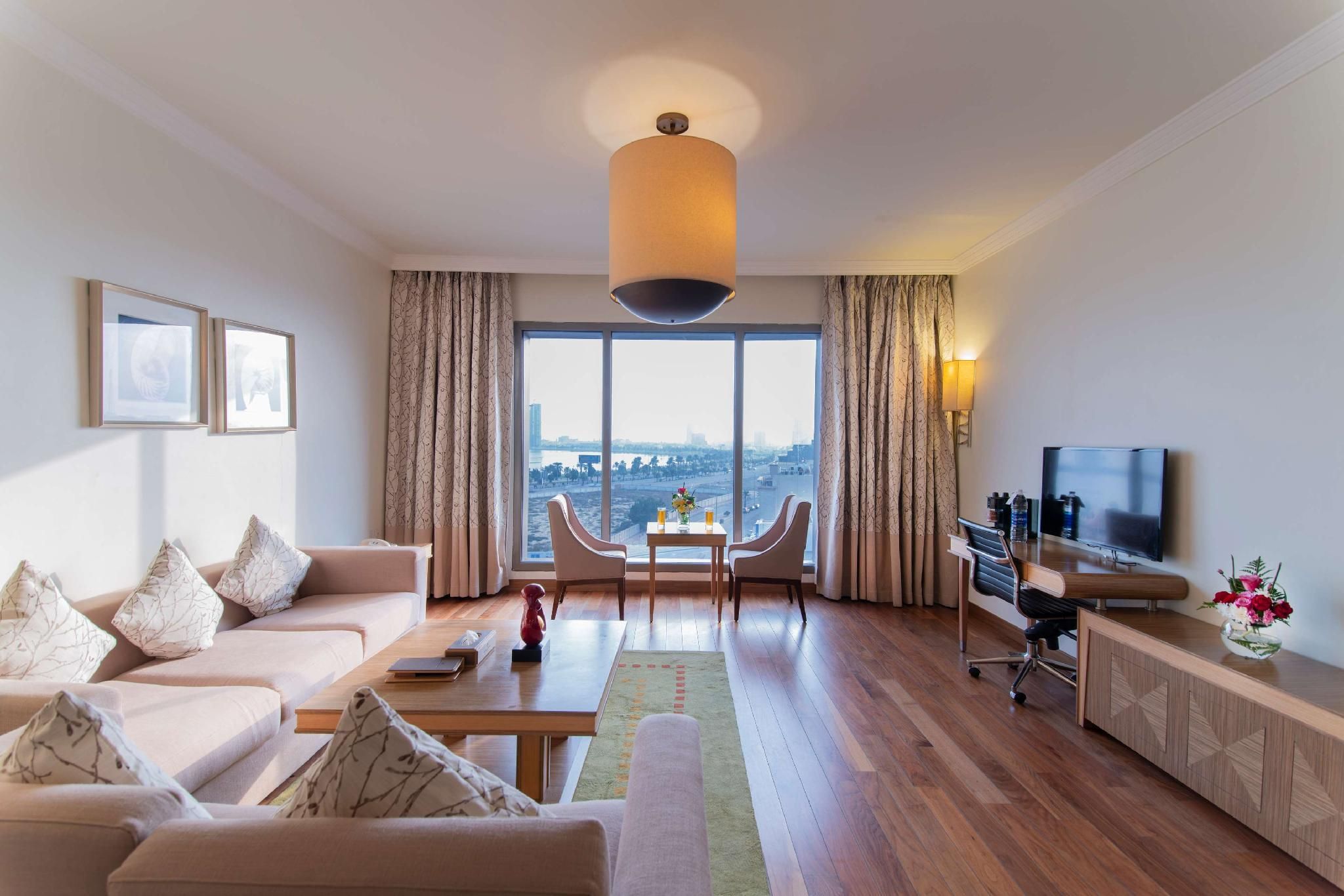 2 Bedrooms Apartment - 1 King Bed 2 Single Beds 1 Sofa Bed 110SQM