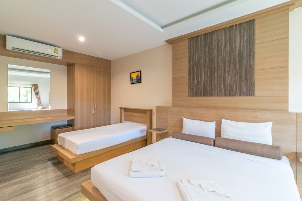 Mai Morn Resort Family Room 4