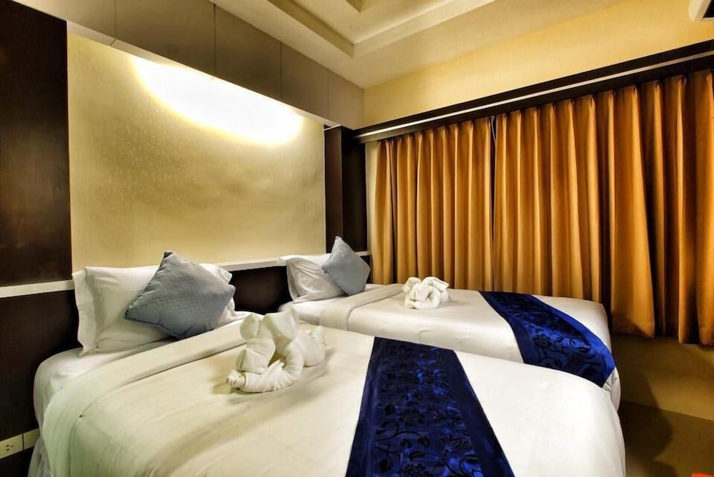 Excella Hotel Family Room 2