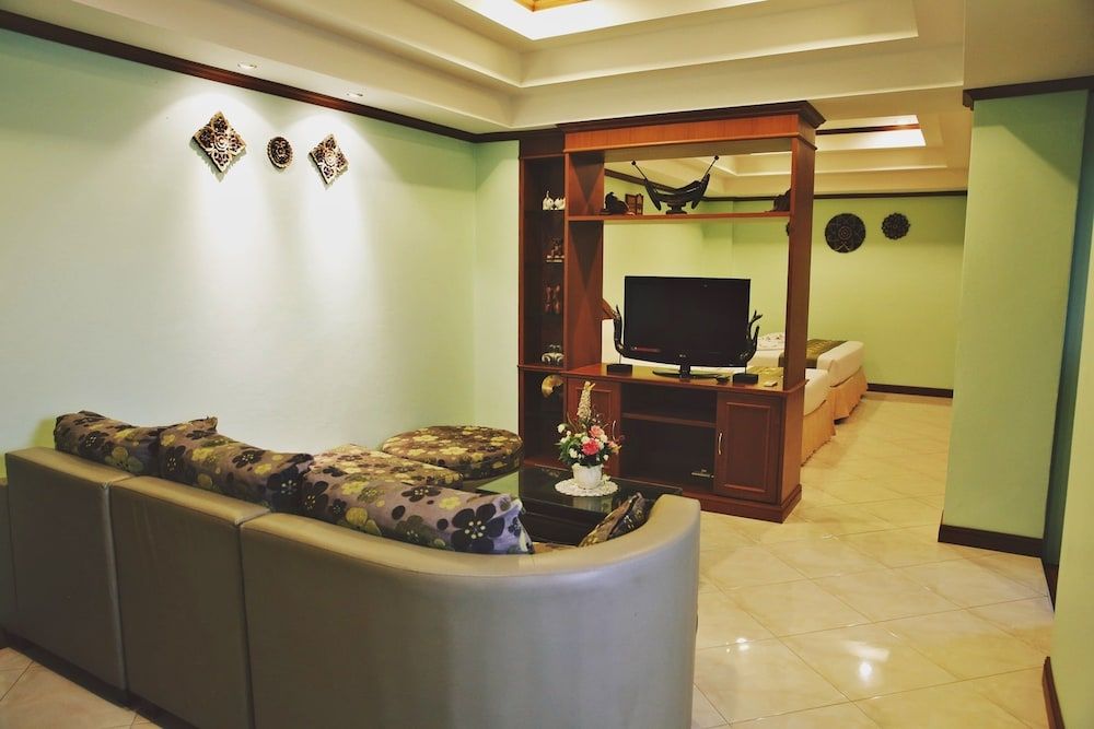 Baan SS Karon Family Room (For 3 people) 6