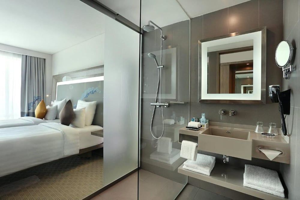 Novotel Tangerang Superior Twin Room, 2 Twin Beds 7