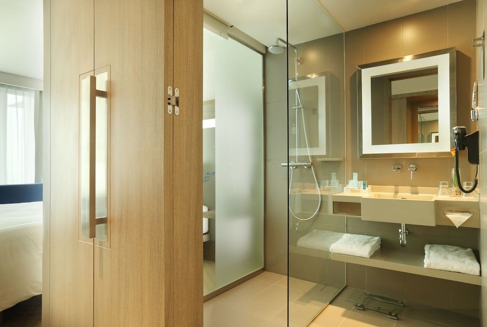 Novotel Tangerang Superior Twin Room, 2 Twin Beds 5