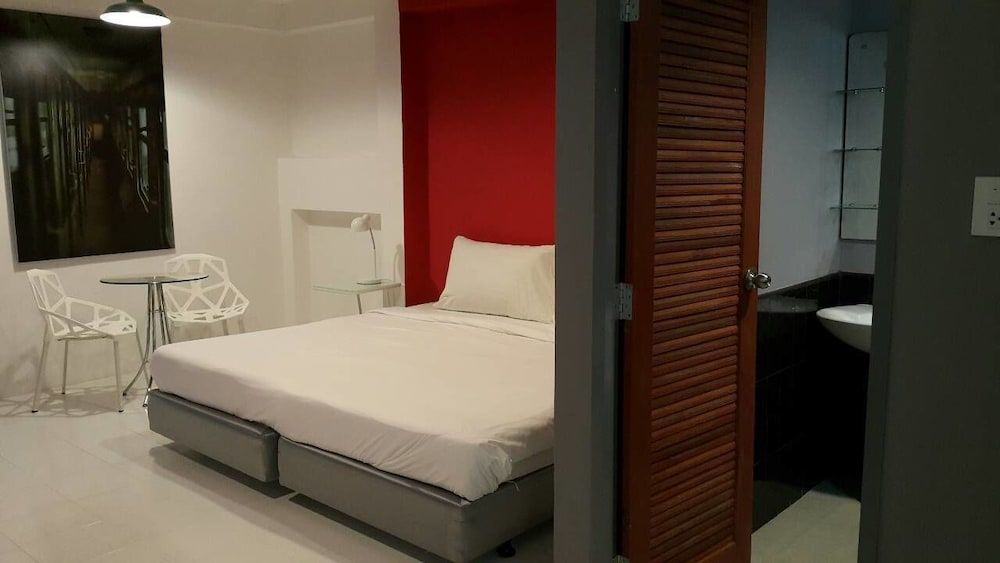 Sino @ThungSong Standard Room 9