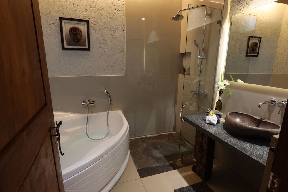 Amata Borobudur Resort Deluxe Room, Non Smoking 5