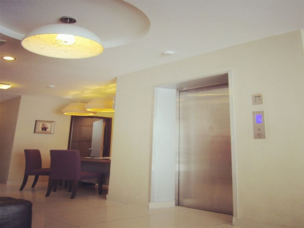 undefined Station Eight Inn 3