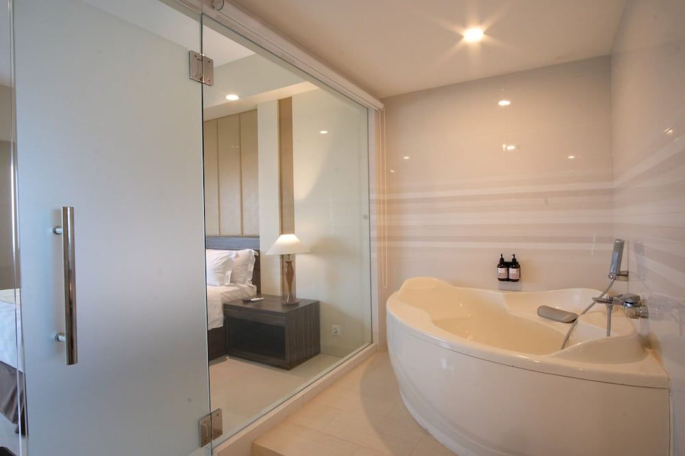 Suite Room