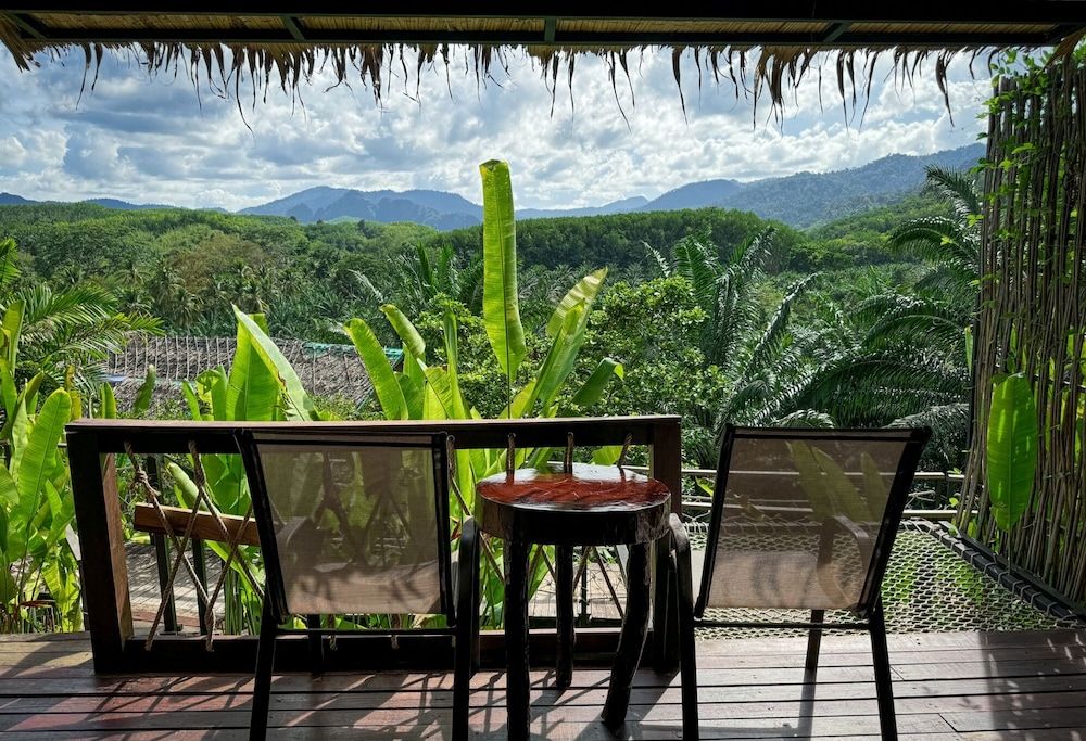 Khaosok Boutique Camps Sunset View 7