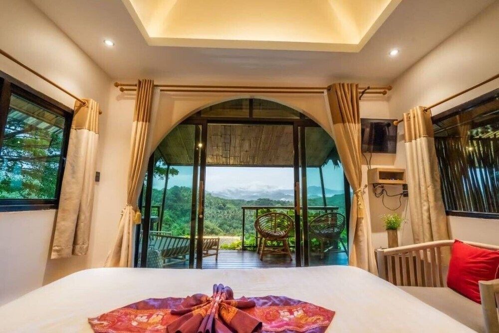 Khaosok Boutique Camps Romantic Signature View 4