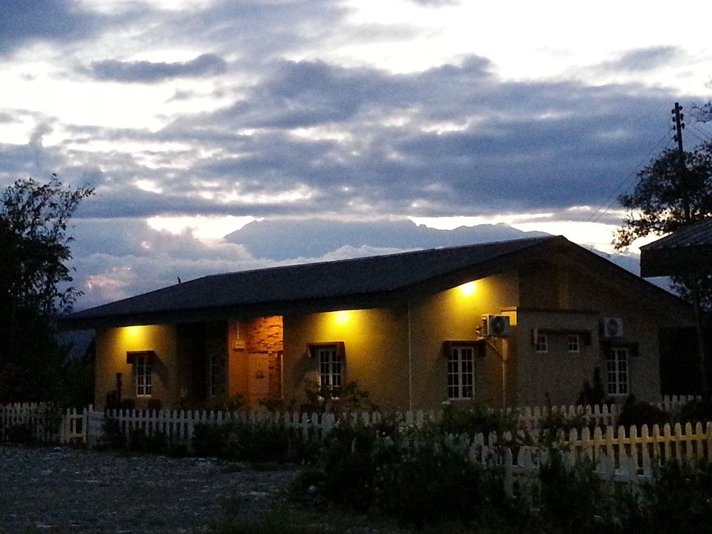 Sabah Tea Resort Cottage 6