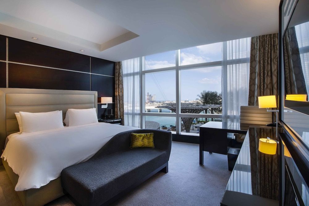 Rosewood Abu Dhabi Deluxe Room, 1 King Bed, City View (King)