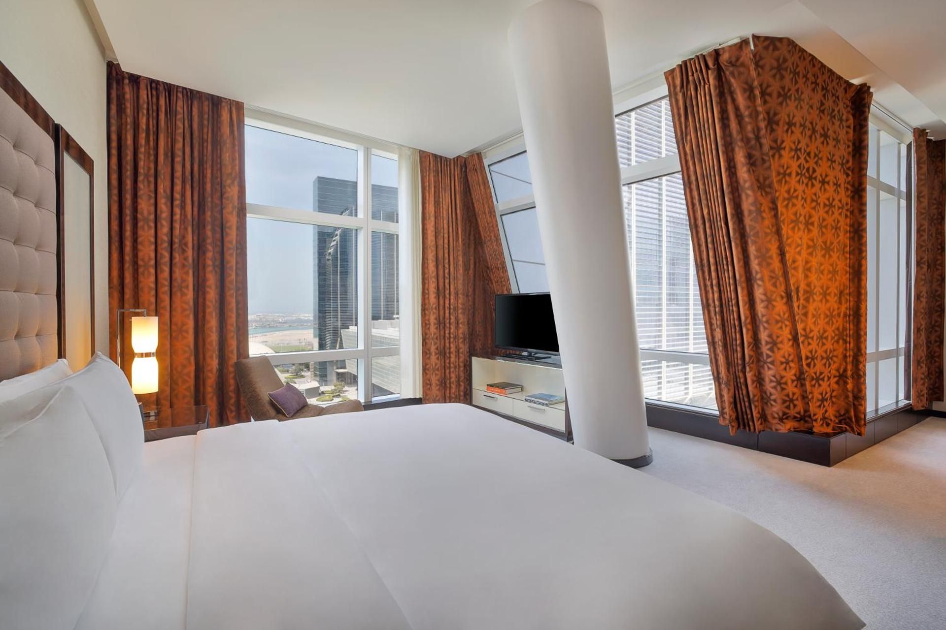 Premier Suite - Skyline View