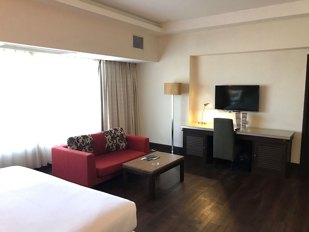Deluxe Room, 1 King Bed