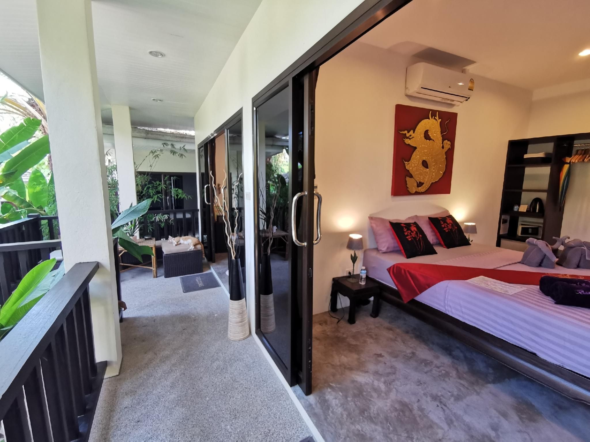 V11-Villa-Villa-Private Bathroom-Garden View