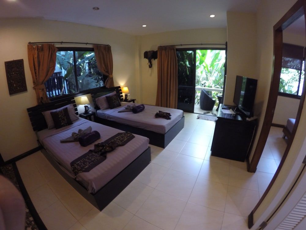 Baan Sukreep Resort Deluxe Villa, 2 Bedrooms, Kitchenette 5