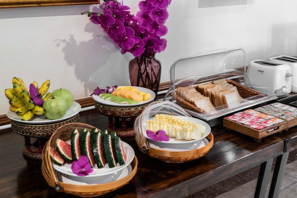 undefined Lee Chiang Hotel 7