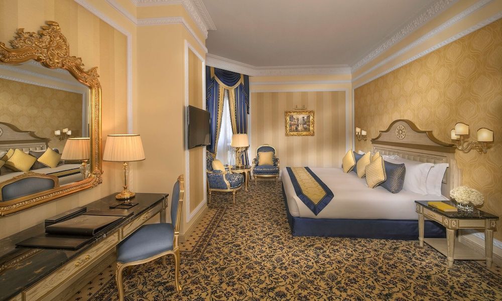 undefined Royal Rose Hotel Abu Dhabi, Curio Collection by Hilton 8