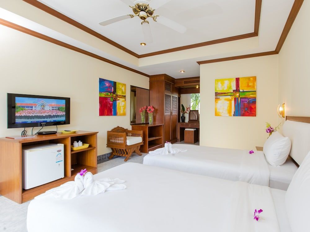 Serenity Lakeside Resort Lakeview de Luxe 3
