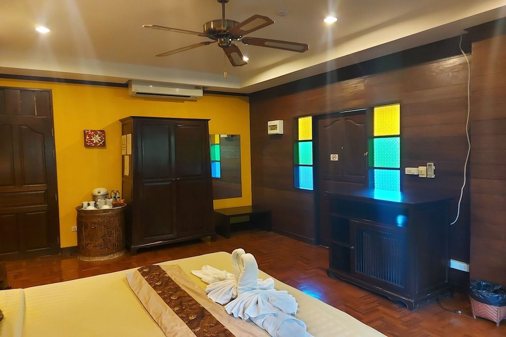 Baan Chai Thung Superior Villa 9