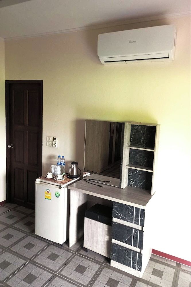 Baan Chai Thung Deluxe Bungalow 7