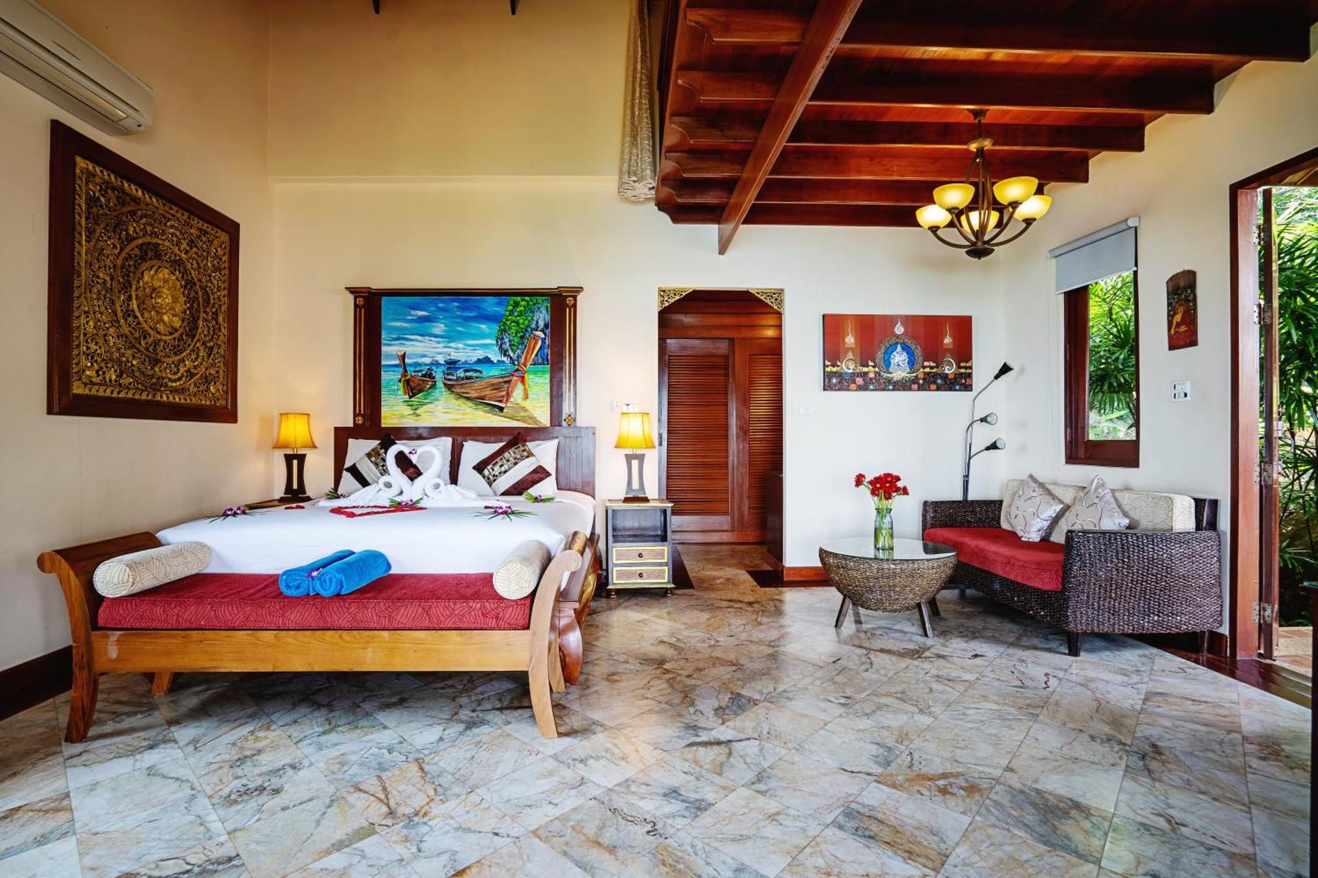 One-Bedroom Jacuzzi Villa with Ocean View 