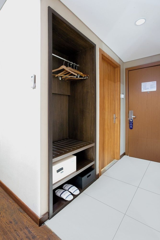 Aston Jember Hotel and Conference Center Deluxe Room 4