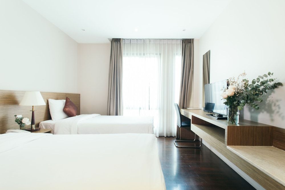 undefined Thomson Residence Hotel 2