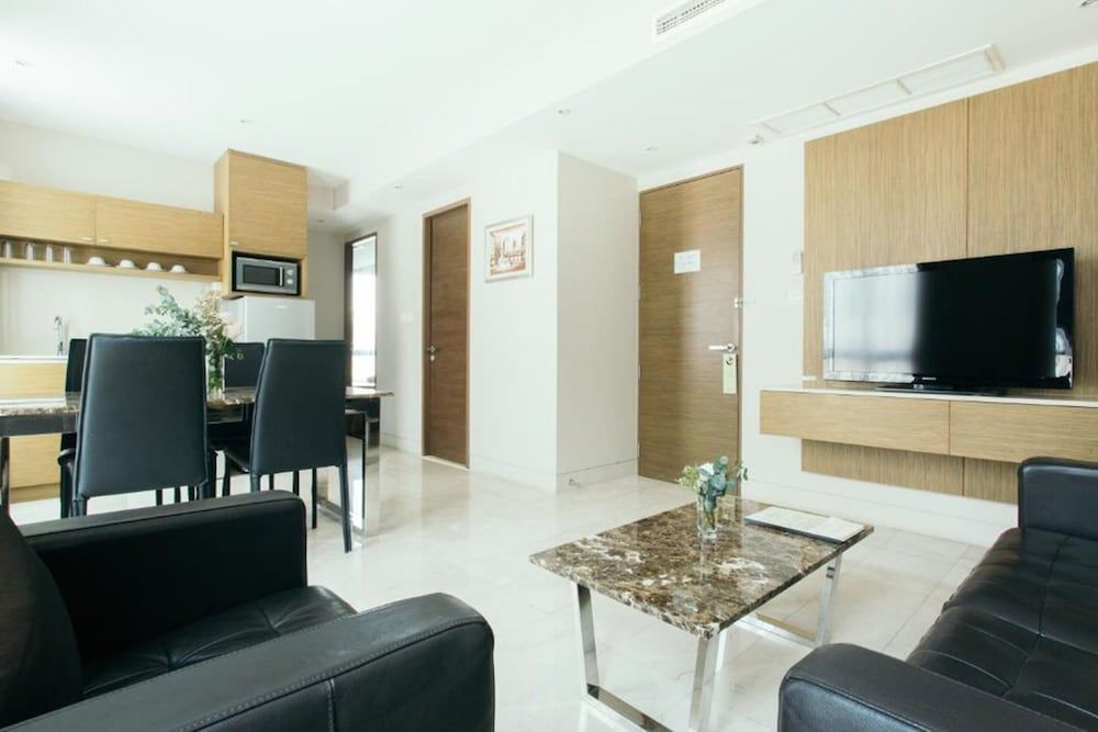 undefined Thomson Residence Hotel 3