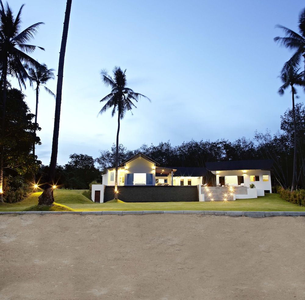 undefined The Beach House 3