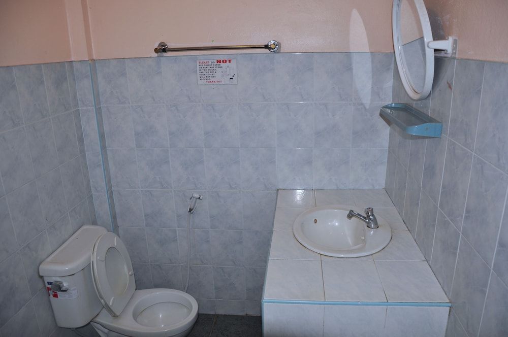 Coral Bungalows Standard Room Fan 7