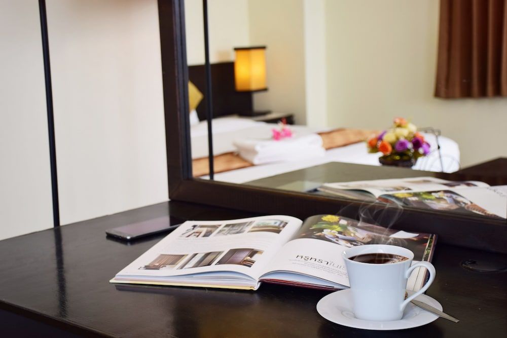 The Color Living Hotel Color Suite 12