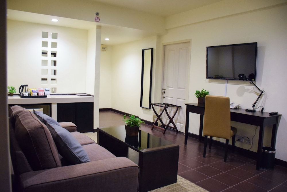 The Color Living Hotel Color Suite 11