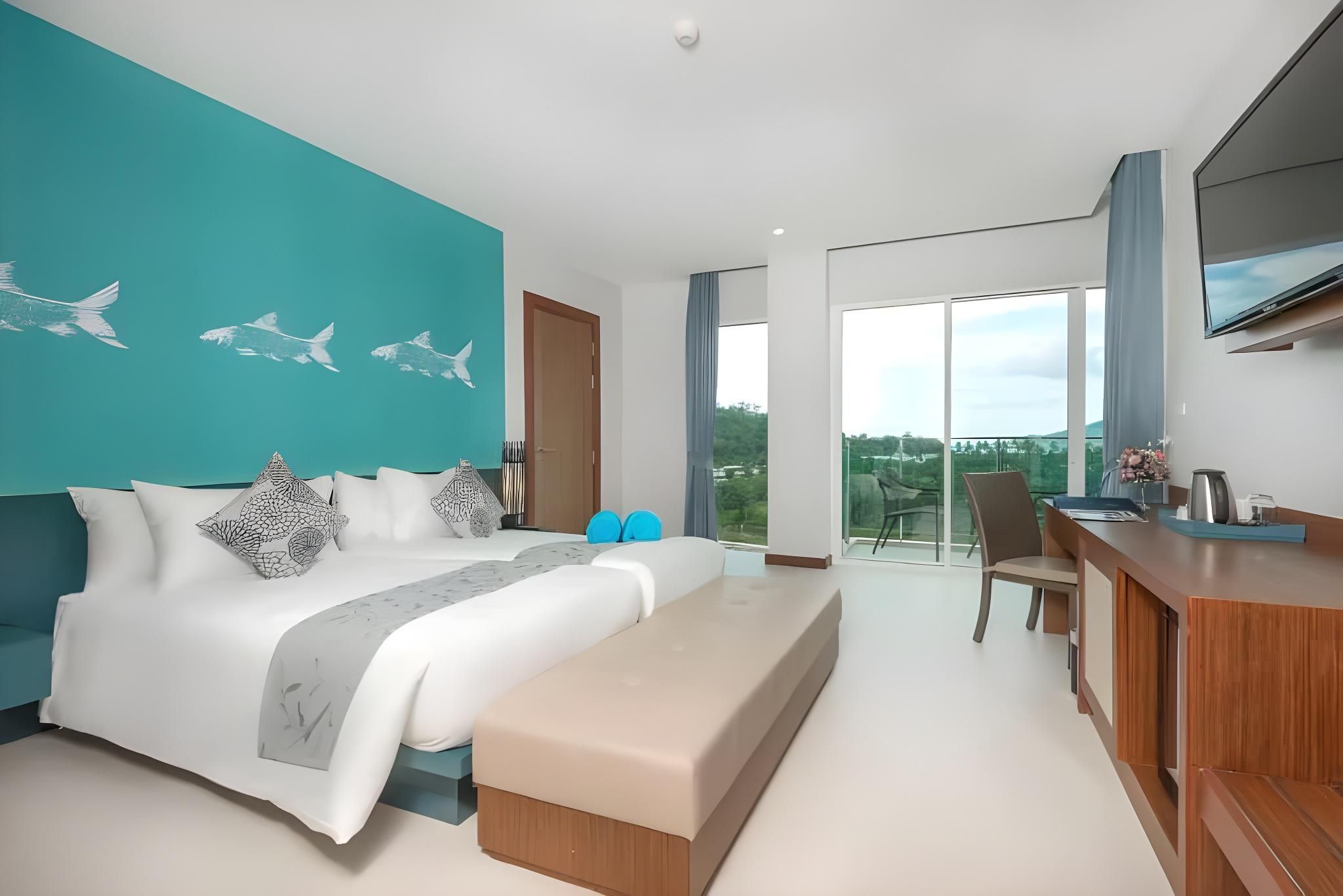 Fishermen's Harbour Urban Resort Deluxe Twin Room 2