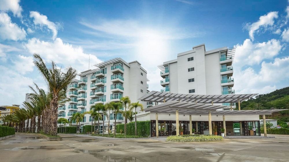 undefined Fishermen's Harbour Urban Resort 3