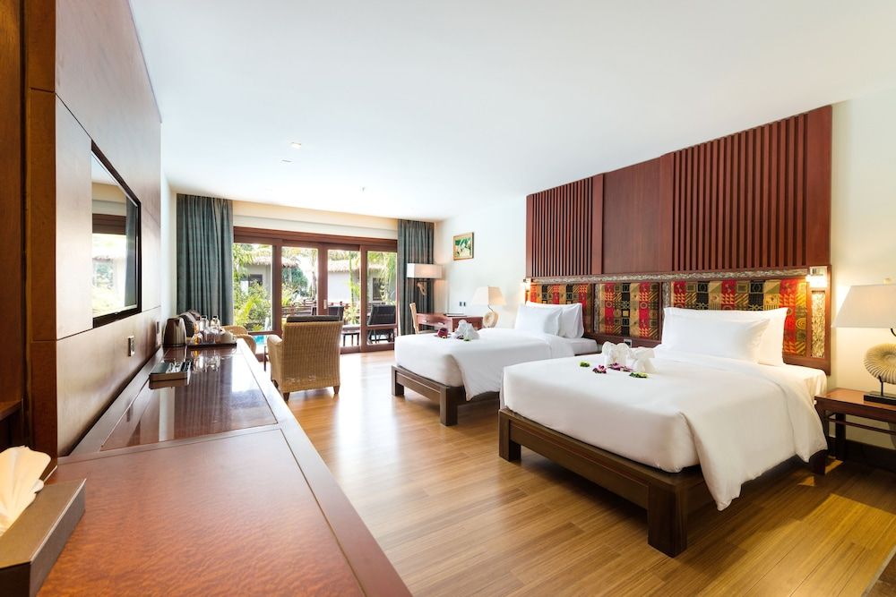 Deluxe Room, Pool Access (Adults Only)